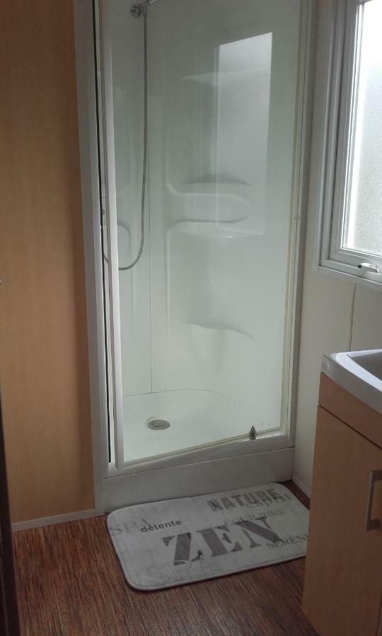 Mobile Home Service Hotelier Fréjus Екстериор снимка